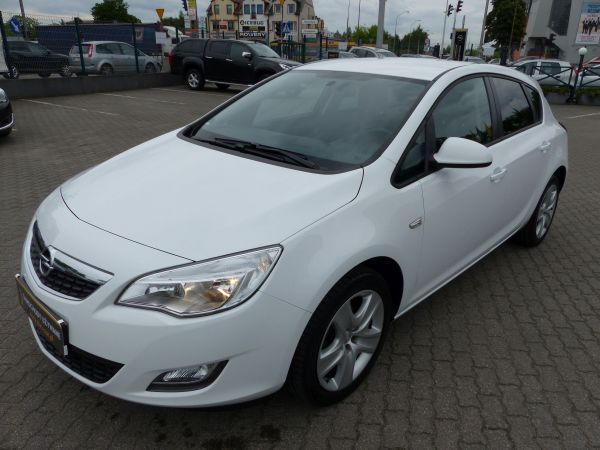Opel Astra IV 1,4 benzyna 100KM