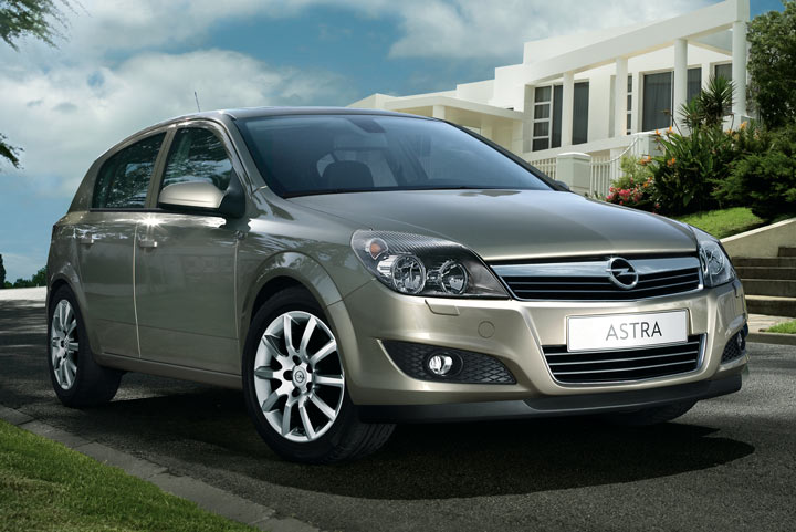Przód Opel Astra H po face-liftingu