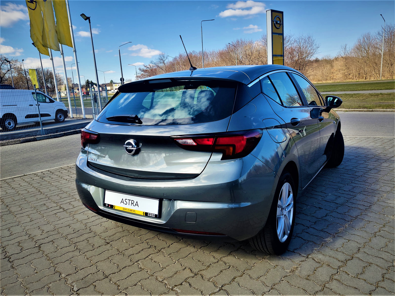 Tył Opel Astra V metalik