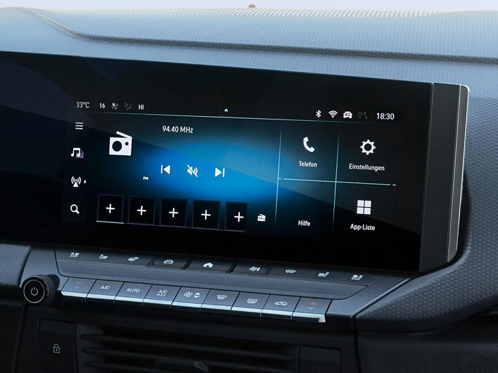 Multimedia Opel Astra VI, jakość wykonania deski rozdzielczej