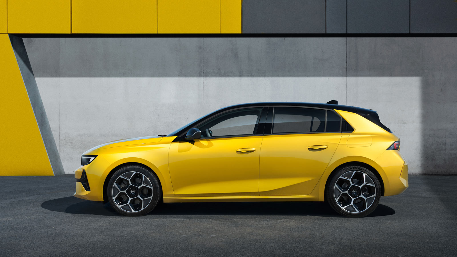 Nowy Opel Astra L 2021 2022