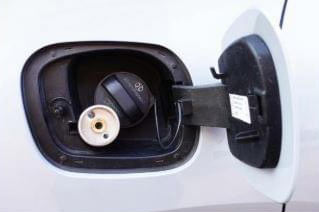 Wlew LPG pod klapką paliwa BAIC 5