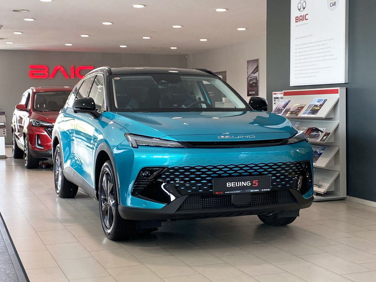 Kolor turkusowy samochodu BAIC Beijing 5