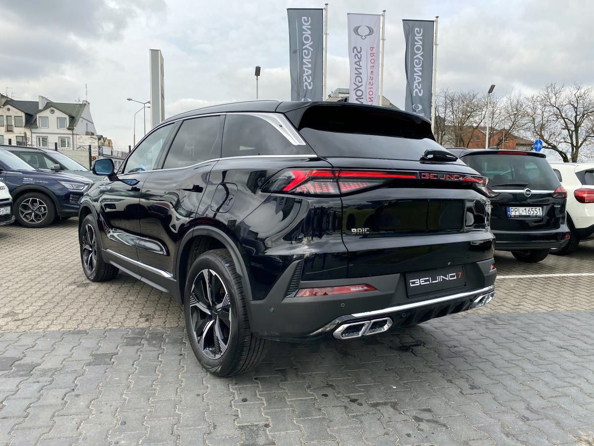 BAIC 7 kolor czarny