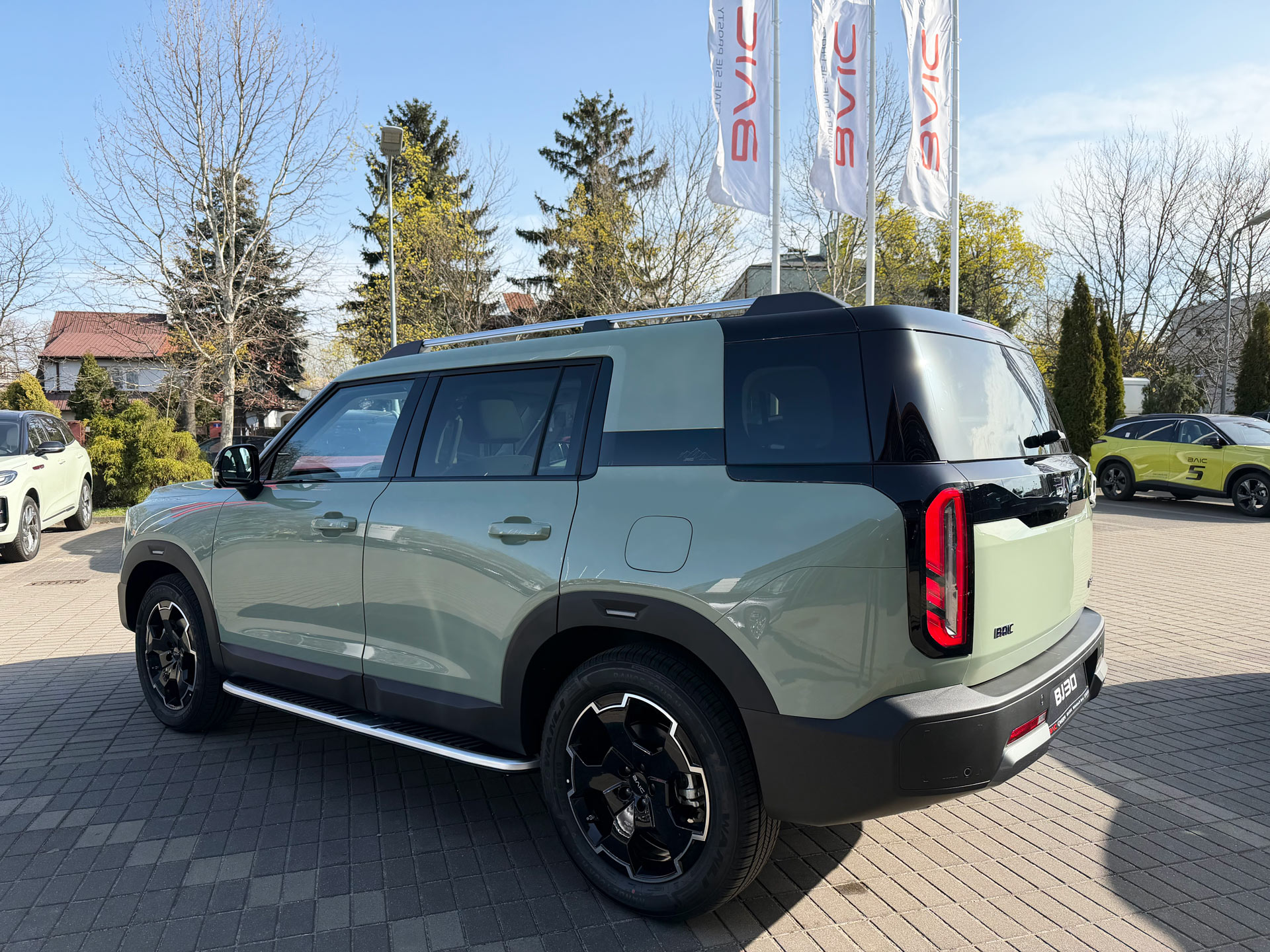 Wielkość samochodu BAIC BJ30 na zdjęciu