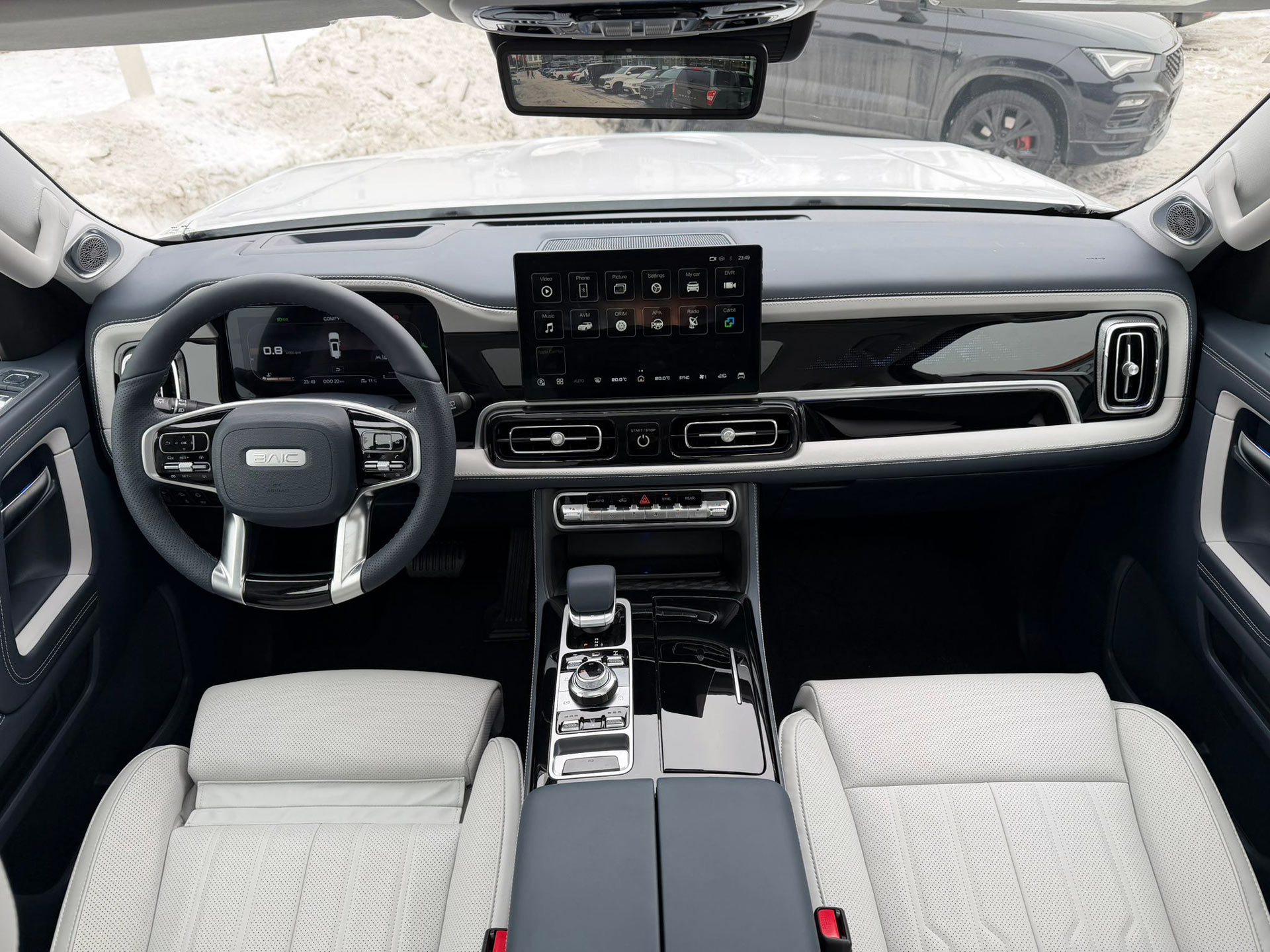 Deska rozdzielcza, zegary, kierownica BJ60