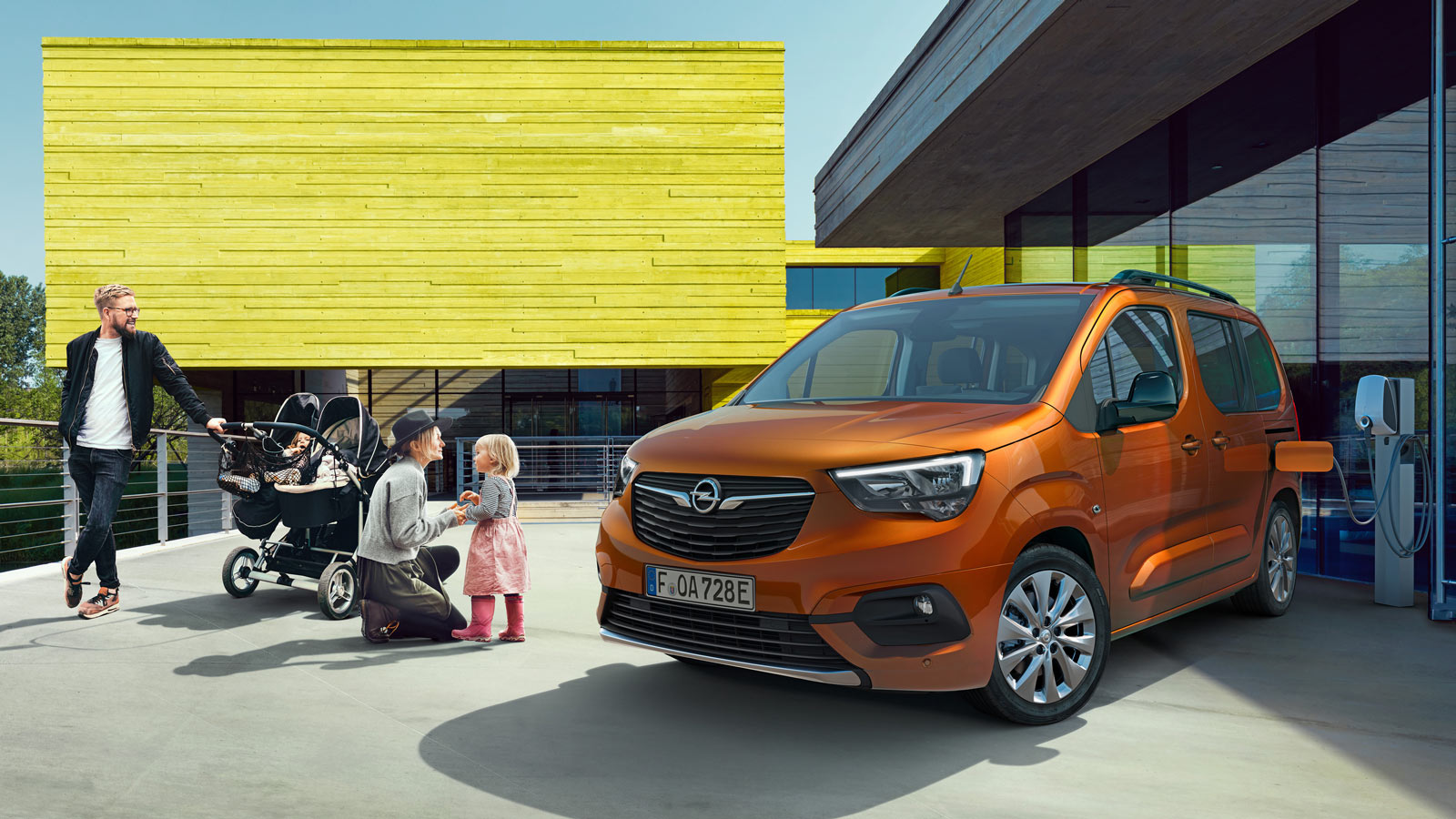 Premiera elektryczny Opel Combo-e Life
