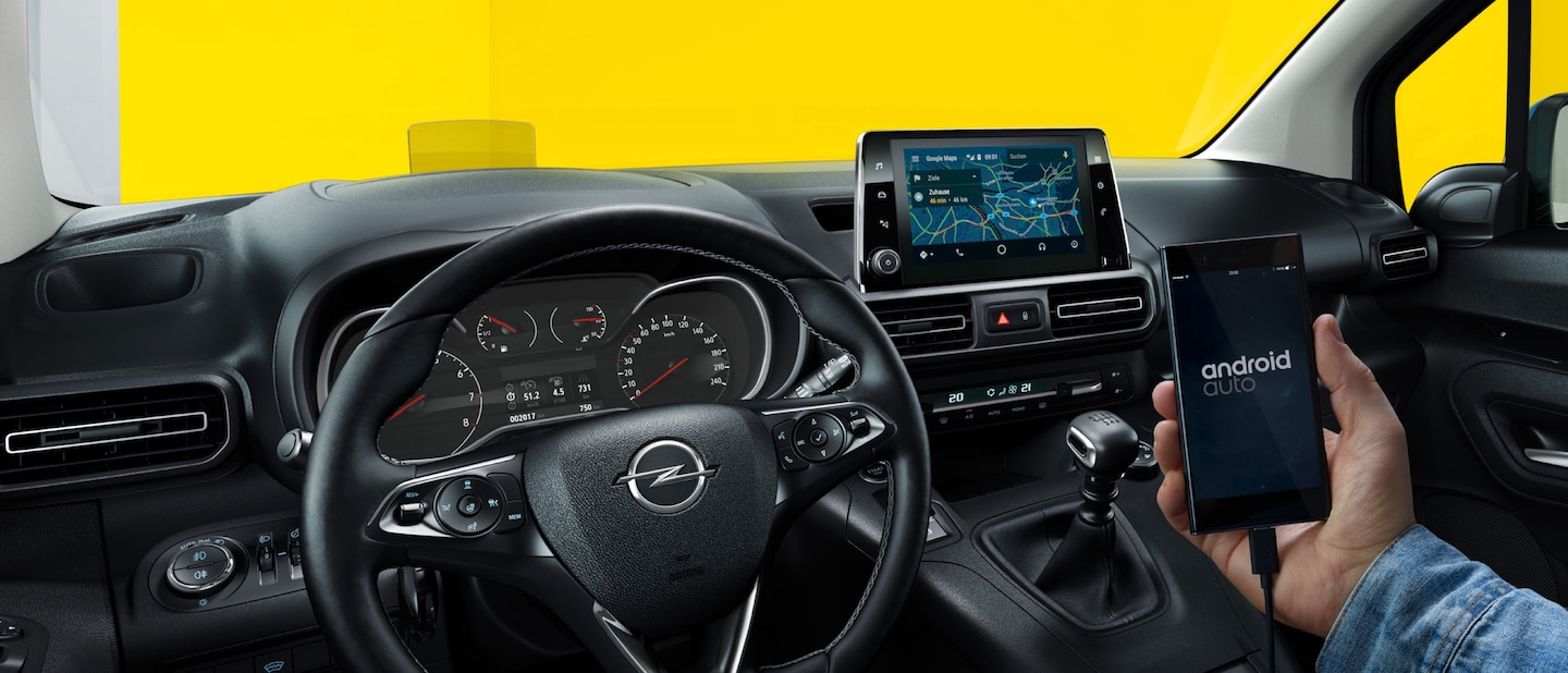 Deska rozdzielcza Opel Combo, Android Auto