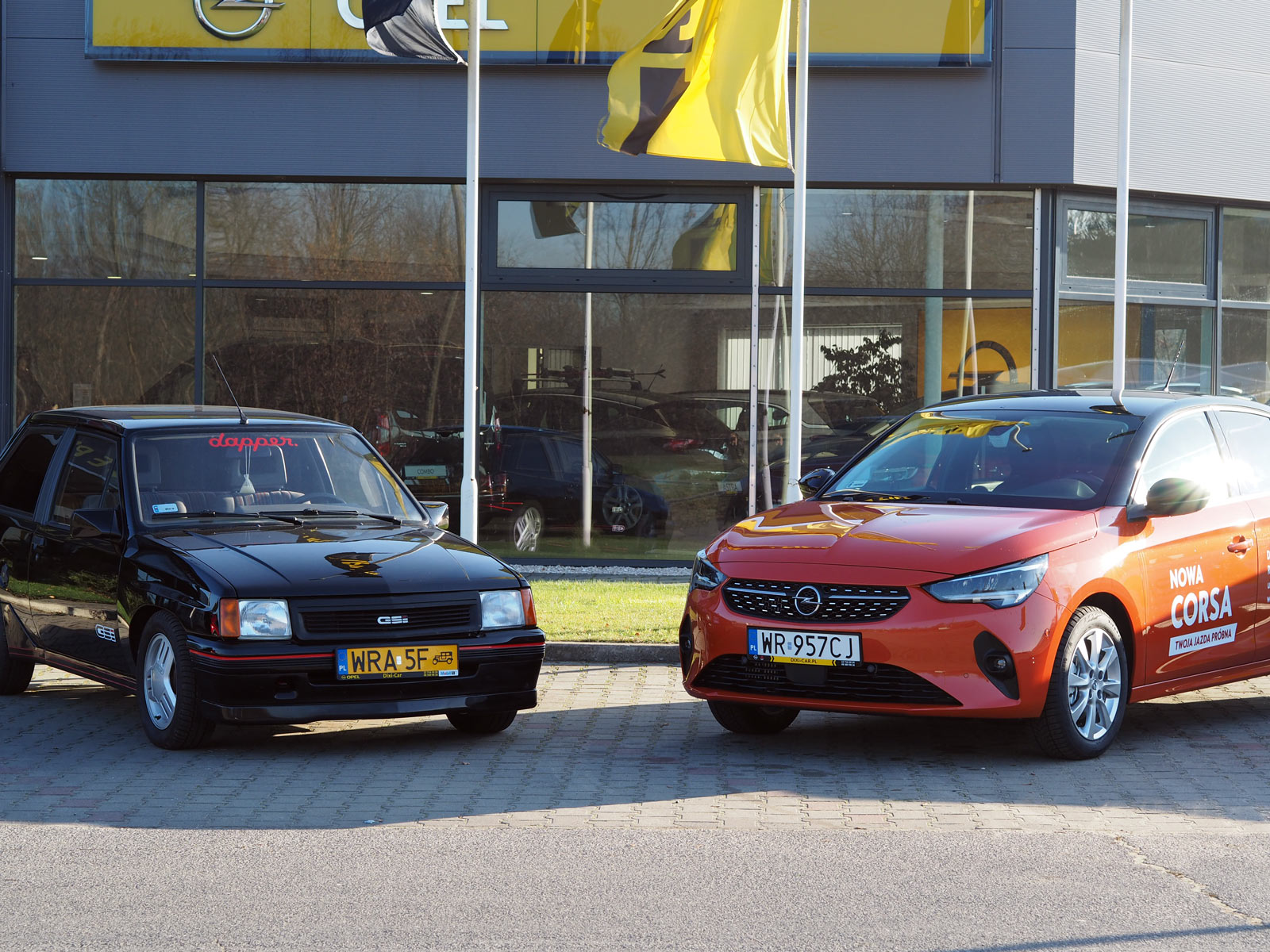Opel Corsa pierwsza i szósta generacja