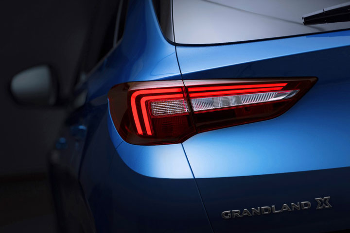 Lewa tylna lampa LED Opel Grandland X