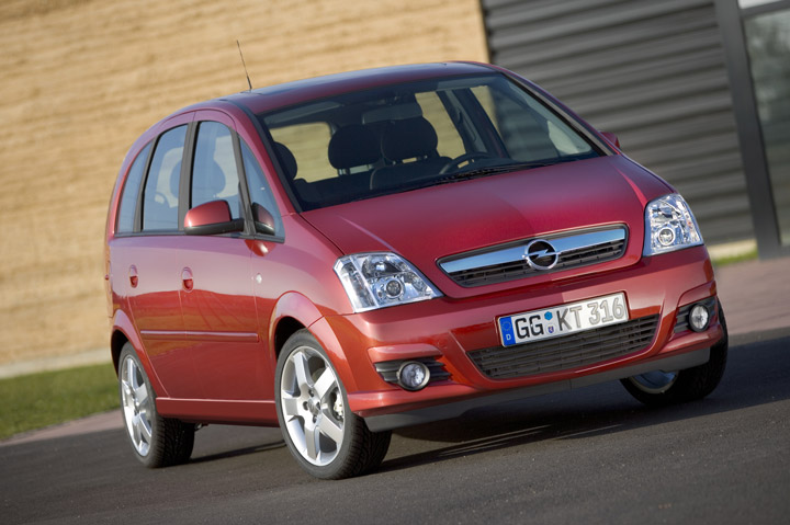 Przód Opel Meriva A po face-liftingu