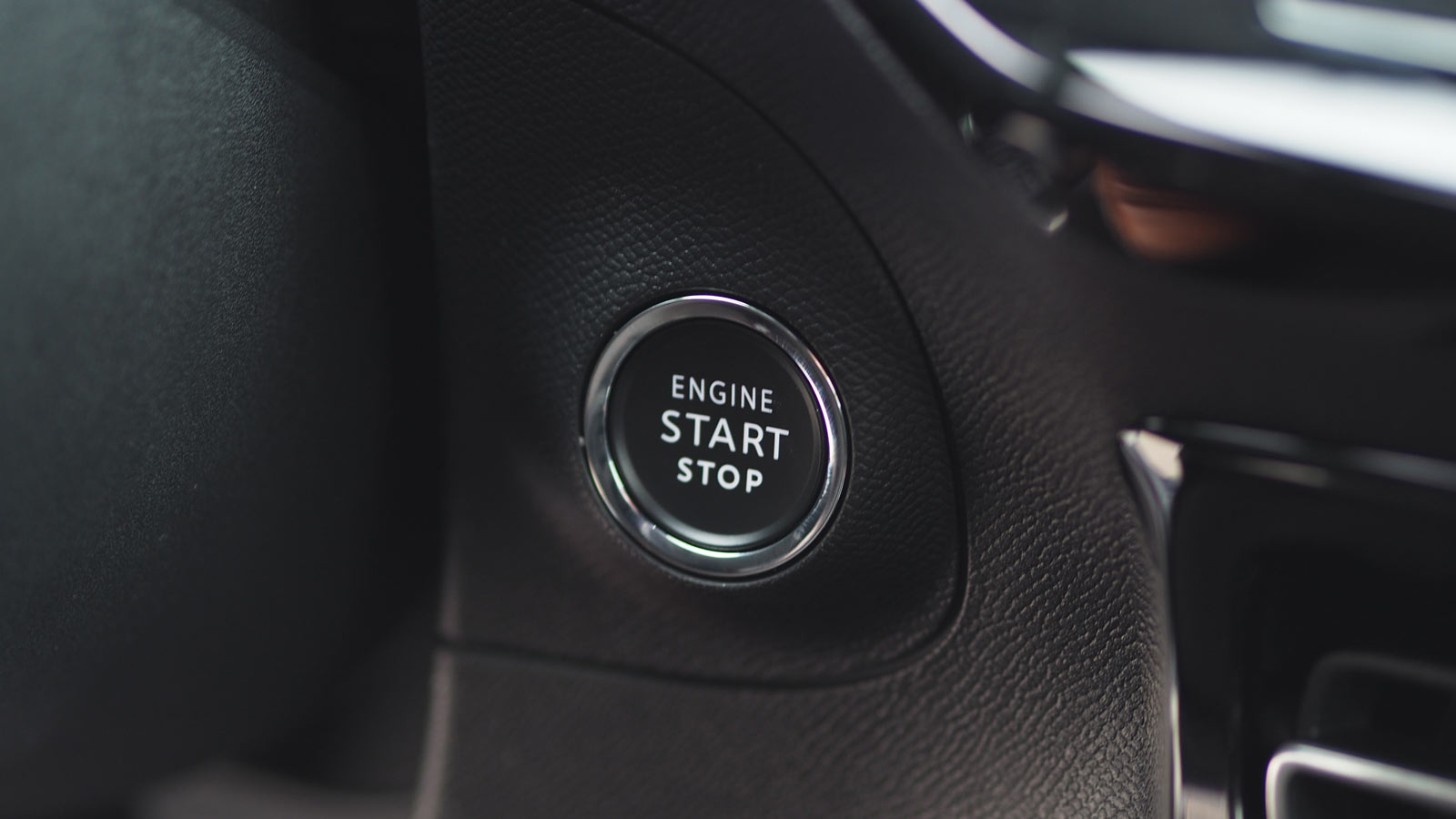 Przycisk Start Stop uruchamiania silnika