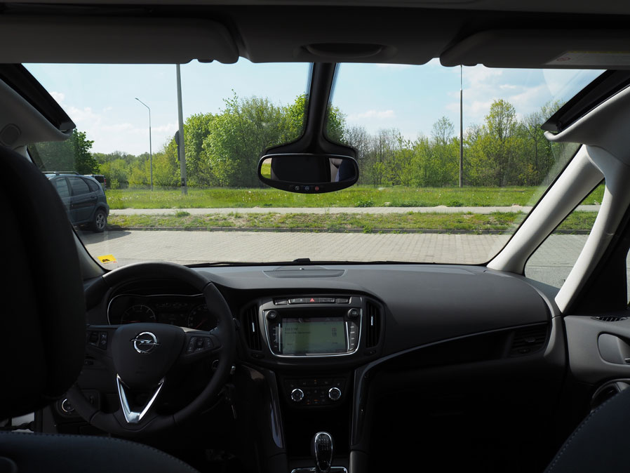 Przednia szyba panoramiczna Opel Zafira C