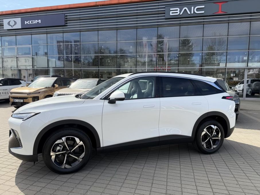 BAIC Beijing 5 Business 1.5 177KM AT7 2WD zdjęcie nr 10