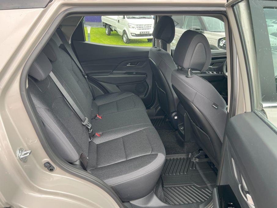SsangYong KGM Korando 2025 salon