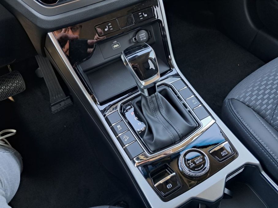 Nowy SsangYong KGM Korando tanio