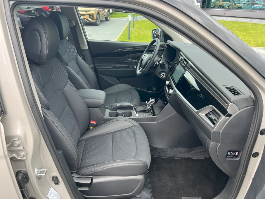 Samochód nowy SsangYong KGM od ręki
