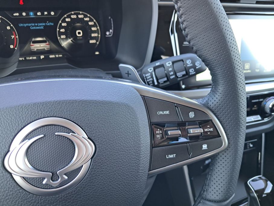 SsangYong KGM Korando 2025 salon