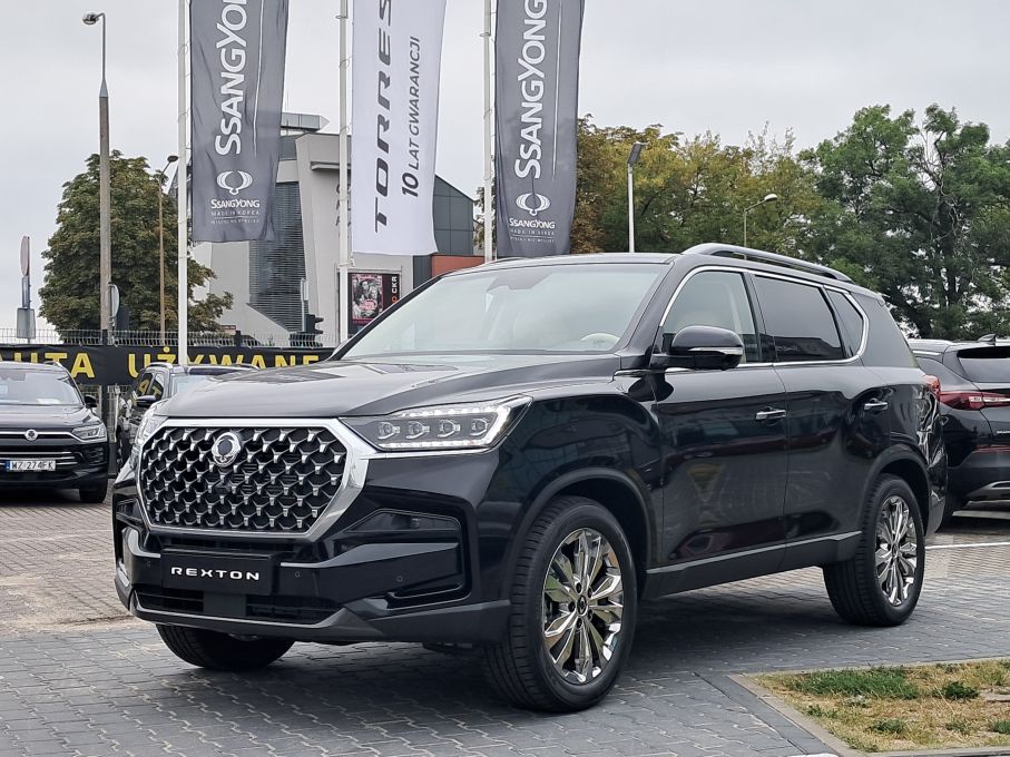 KGM Rexton Black Edition Beżowa tapicerka/2.2D 202KM AT8 4x4