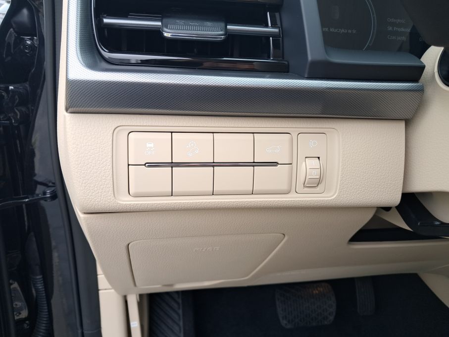 Kabina SsangYong KGM Rexton 2025