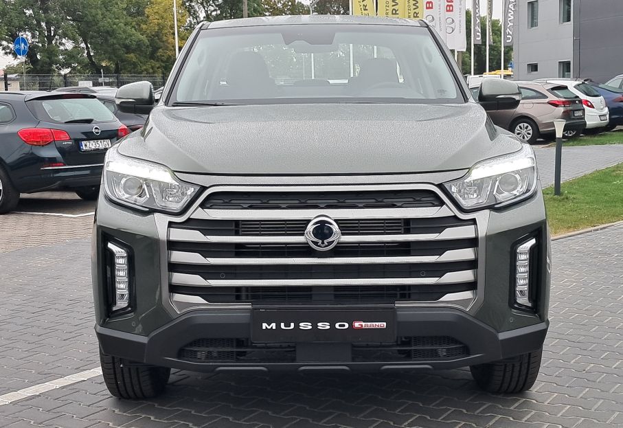 Samochód nowy od dealera