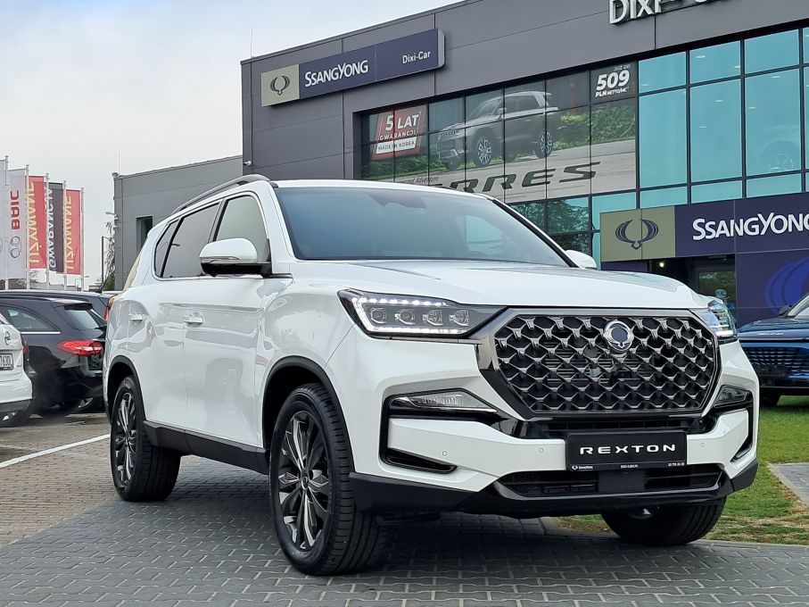 Ssangyong Rexton 2.2D 202KM AT8 4x4 Black Edition (Biała Perła)
