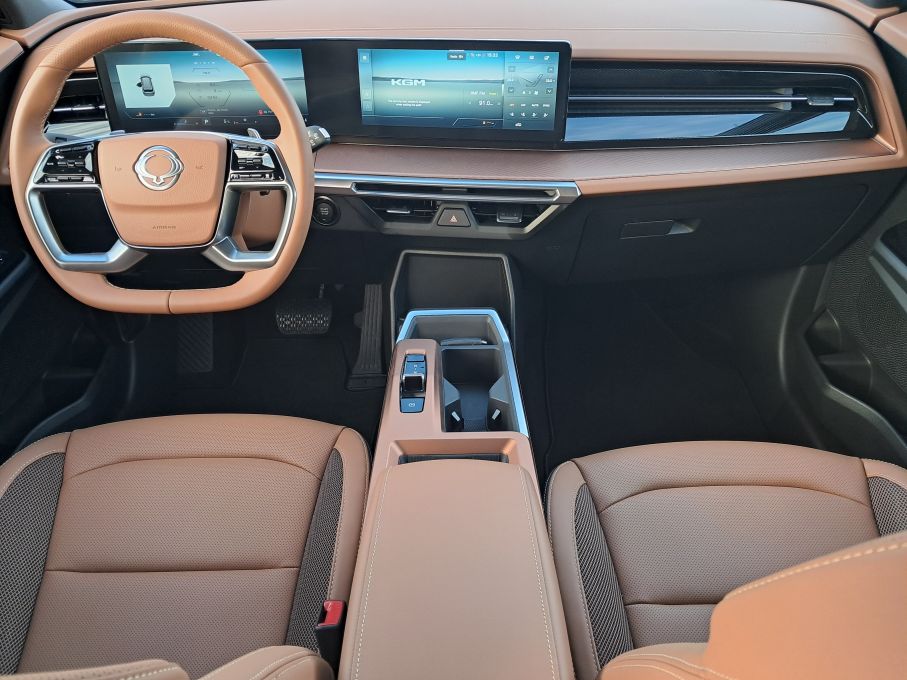 SsangYong KGM Torres 2025 salon