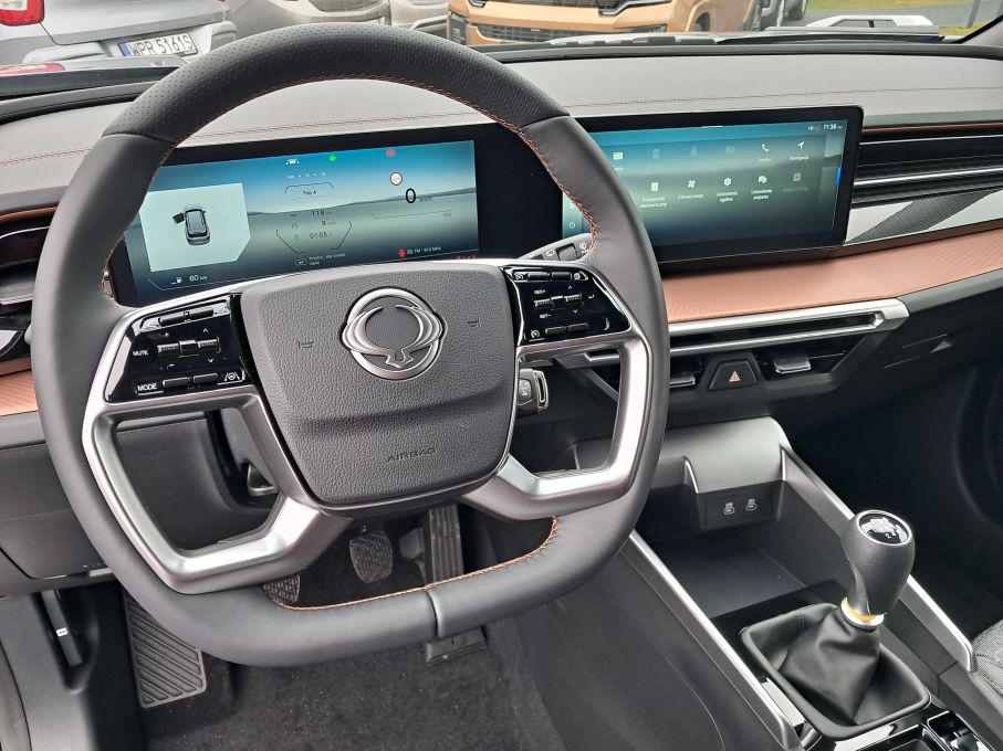 Kabina SsangYong KGM Torres 2025