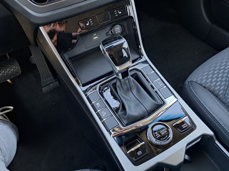 Samochód nowy SsangYong KGM od ręki