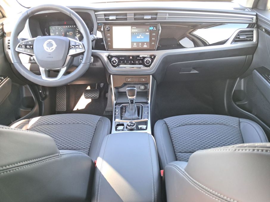 Nowy SsangYong KGM Korando tanio