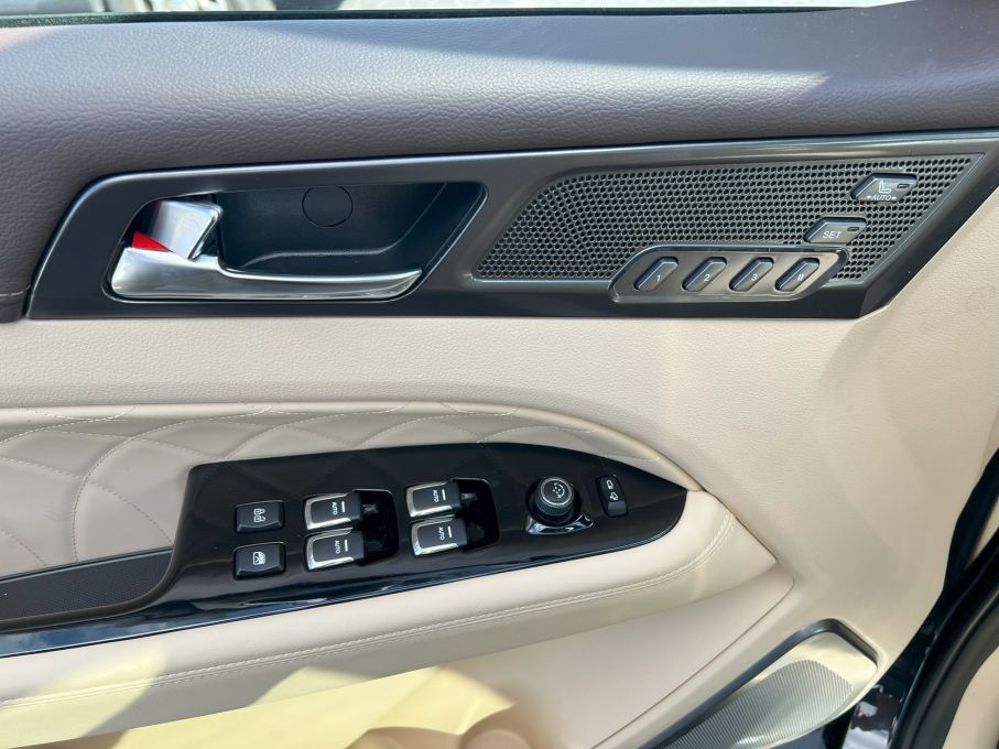Kabina SsangYong KGM Rexton 2025