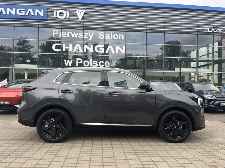 Nowy CHANGAN CS55PLUS 1.5 181KM AT7