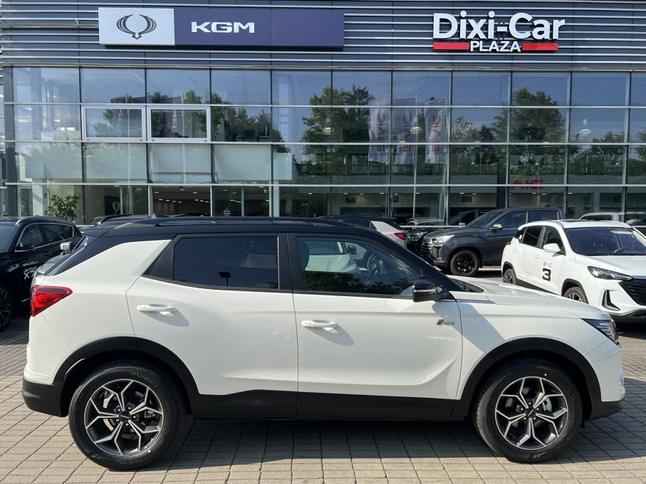 Korando kolor GrandWhite2Tone