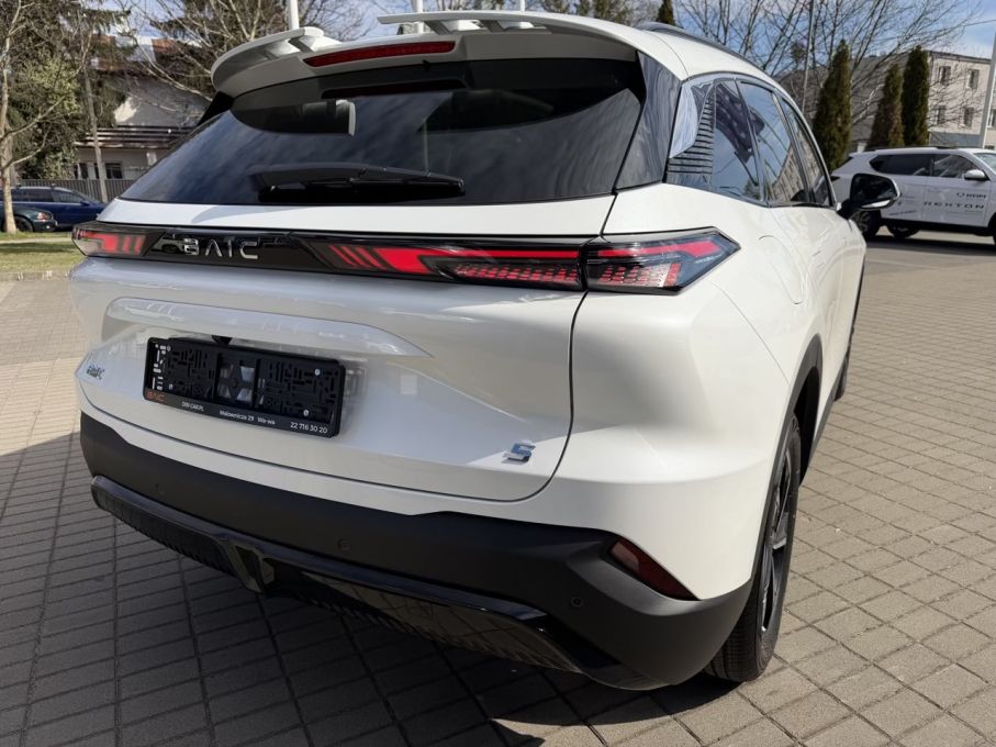 BAIC Beijing 5 Business 1.5 177KM AT7 2WD