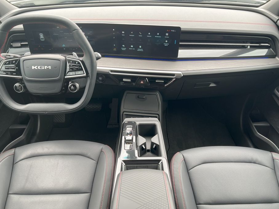 SsangYong KGM Actyon 2025 salon