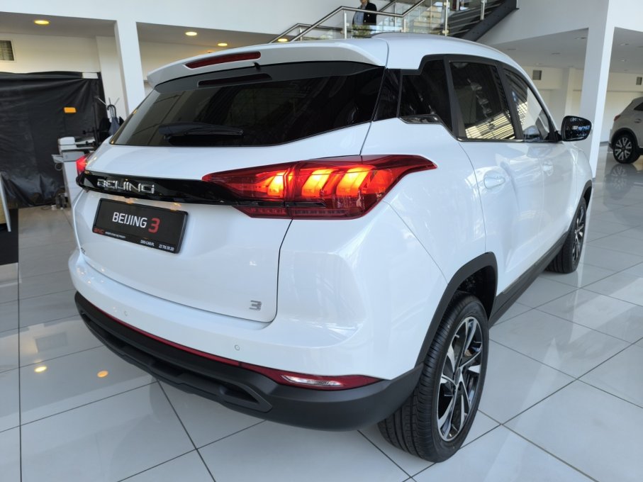 BAIC Beijing 3 benzyna