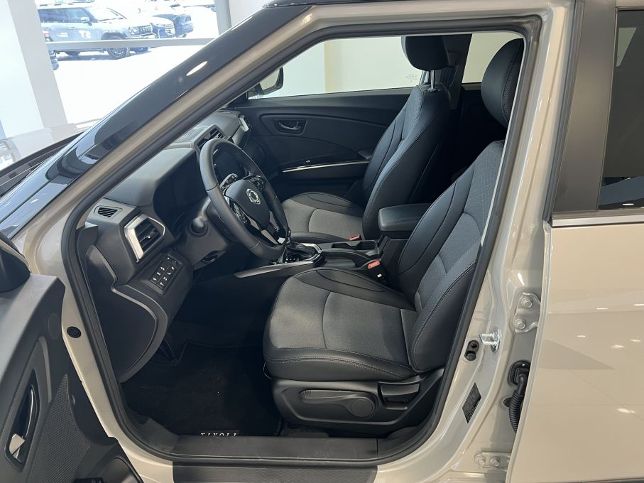 KGM Tivoli 1.5 Turbo 163KM AT6 Adventure + SAFETY