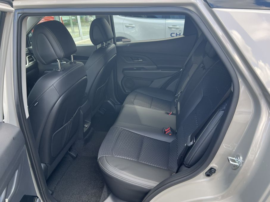 Kabina SsangYong KGM Korando 2026