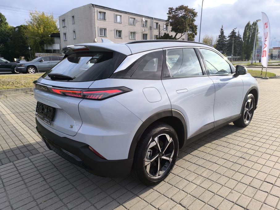 Fabrycznie nowy Beijing 5 2025 od ręki