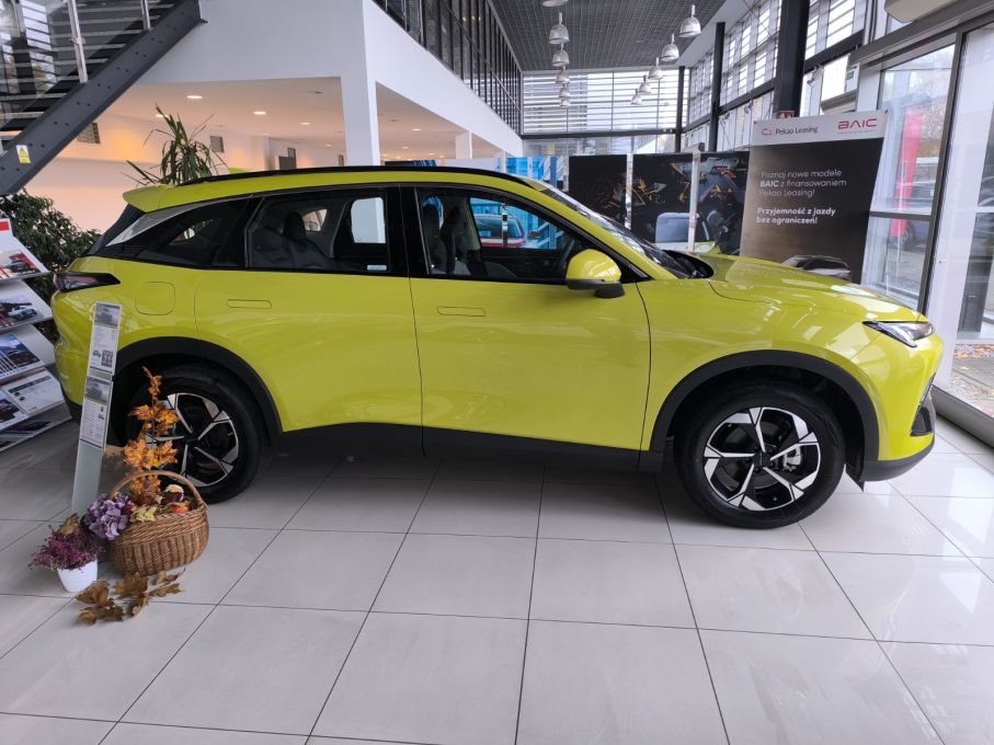 Nowy BAIC Beijing 5 Business 1.5 177KM AT7 2WD