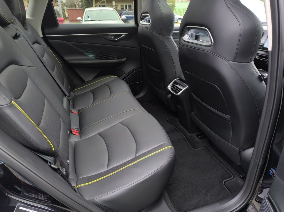 Wyprzedaż samochody nowe