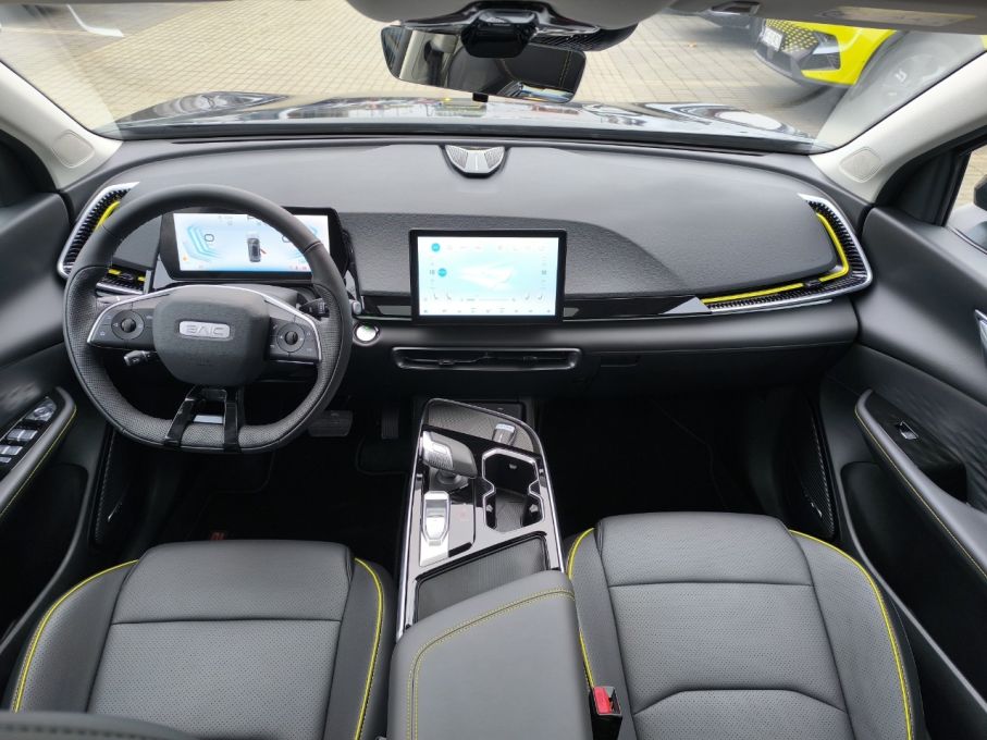 BAIC Beijing 5 2025 salon