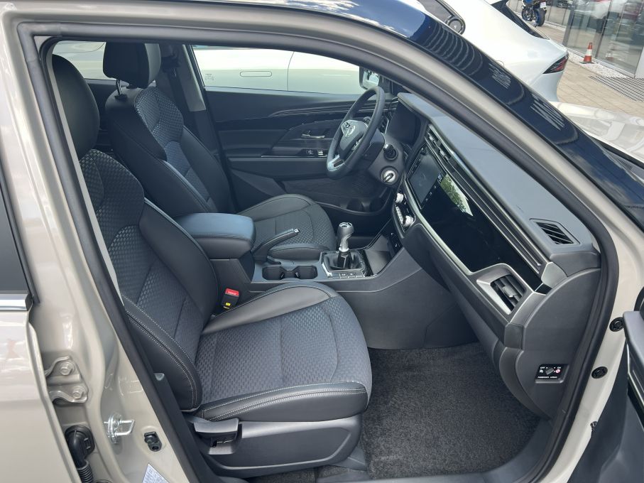 SsangYong KGM Korando 2026 salon