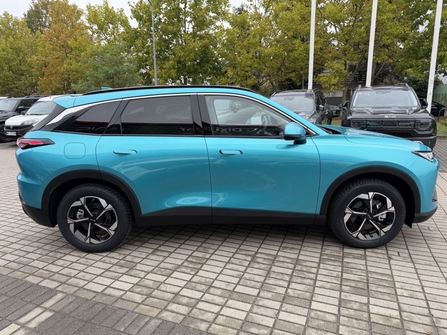 BAIC 5 kolor Turkusowy metallic