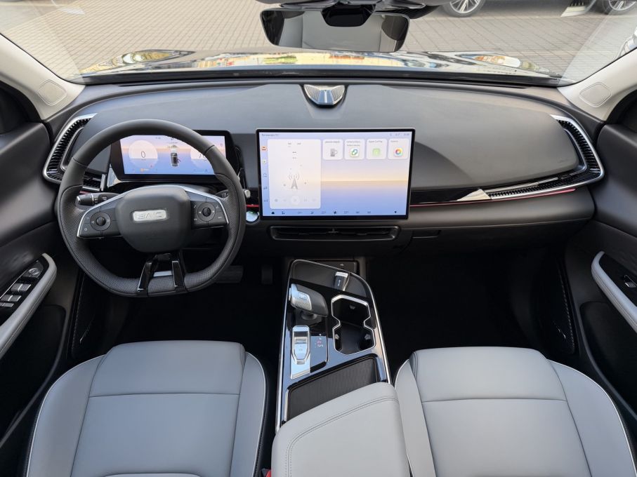 BAIC 5 2026 salon
