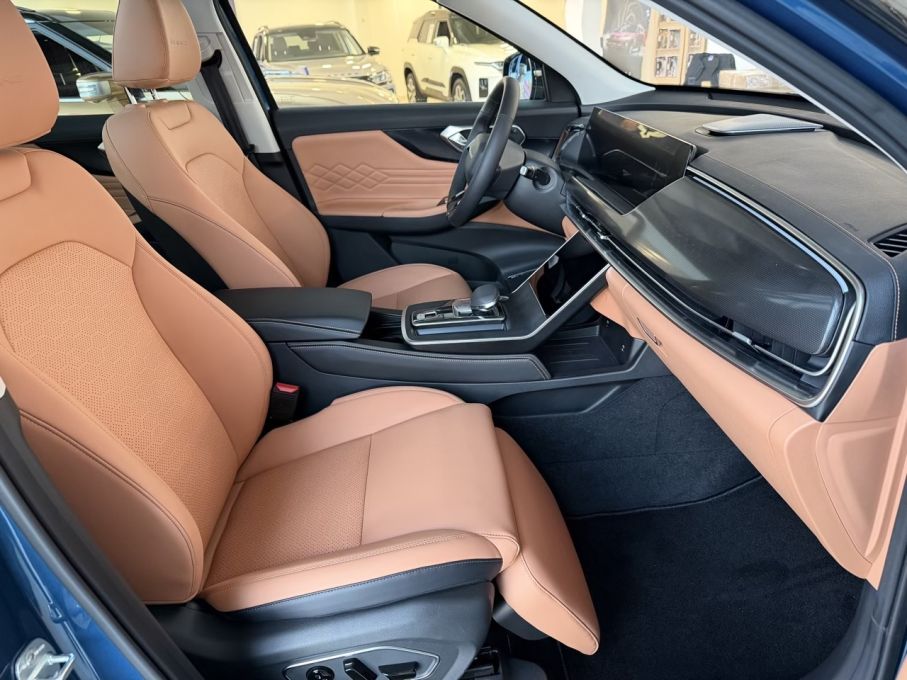 BAIC Beijing 7 benzyna