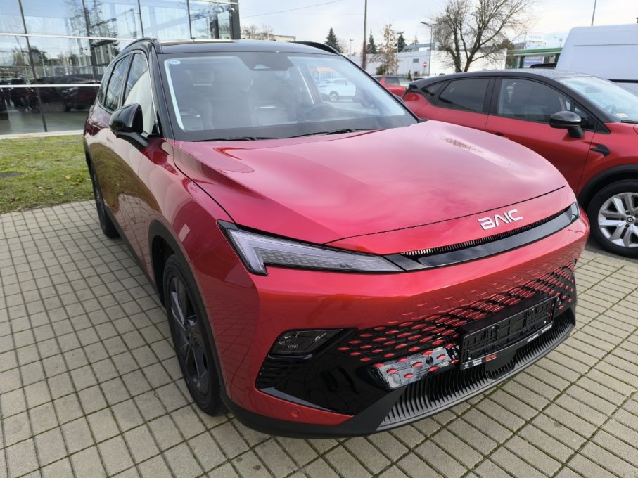 BAIC Beijing 5 benzyna