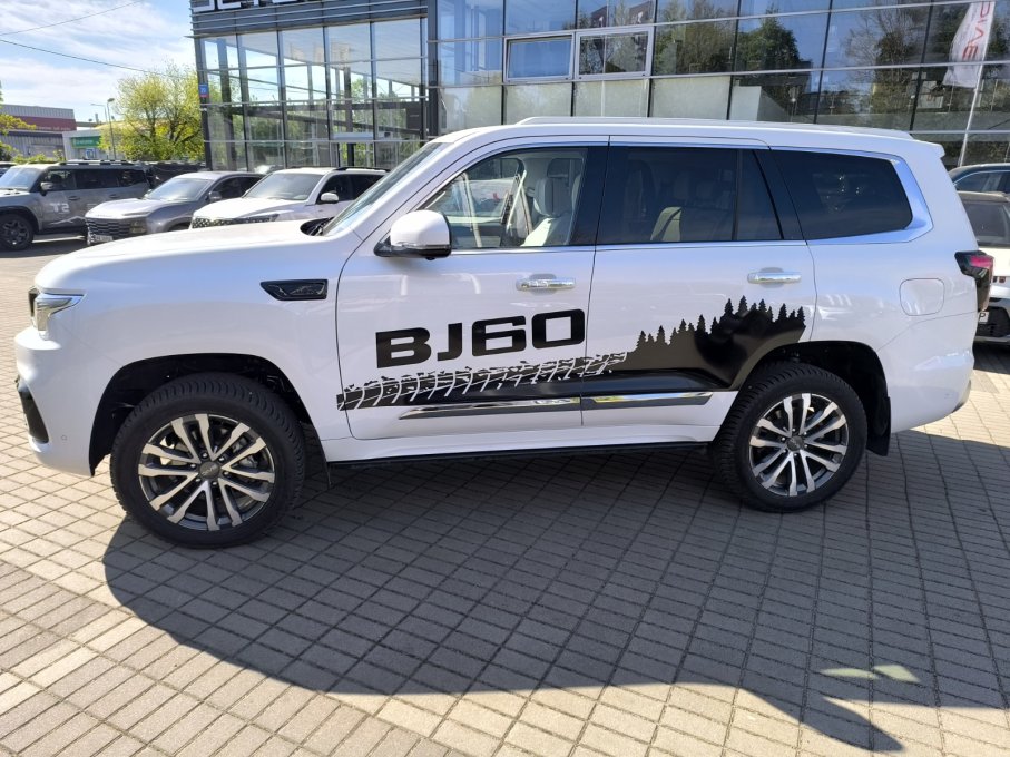 BAIC BJ60 Benzyna