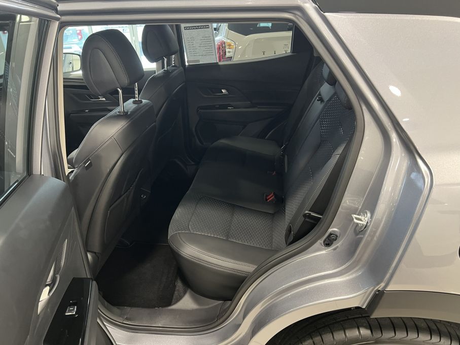 KGM Korando 1.5 Turbo 163KM AT6 Adventure + P. Winter + P. Black zdjęcie nr 10