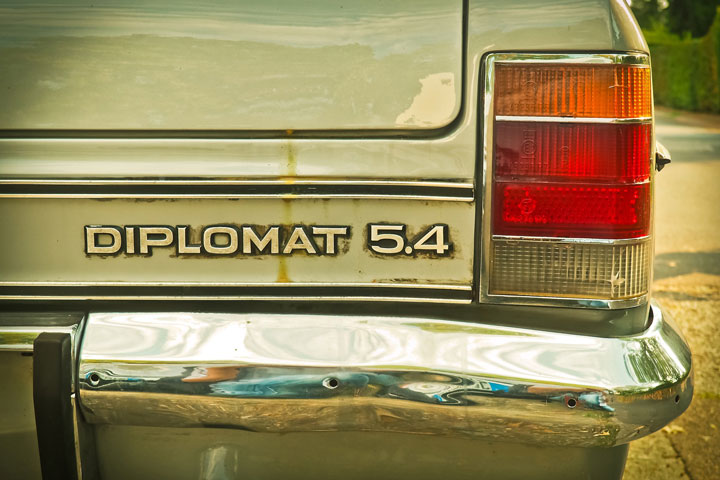 Emblemat Opel Diplomat B 5.4, tylna klapa